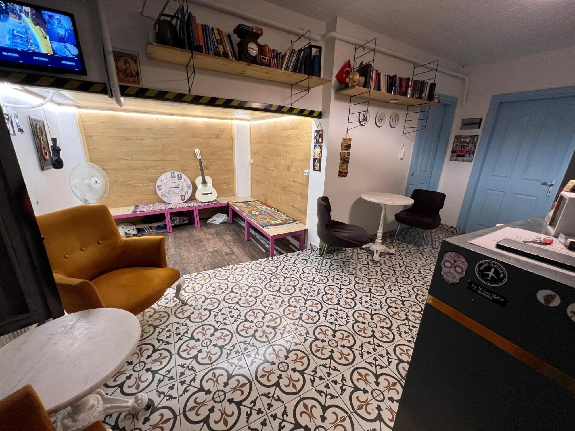 Rodin Hostel อิสตันบูล ภายนอก รูปภาพ