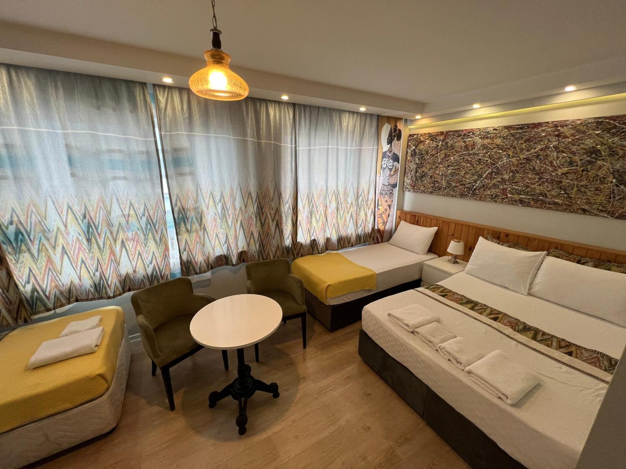 Rodin Hostel อิสตันบูล ภายนอก รูปภาพ
